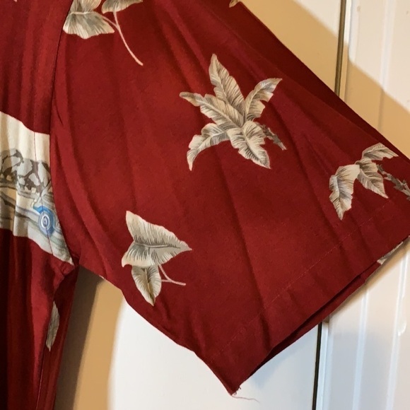 Summer Graphic Print Button Down Shirt, M - Picture 4 of 6